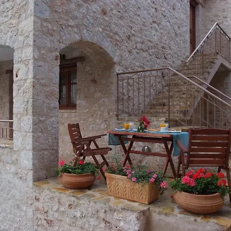 Hotel apartamentowy Anigraia Parálion Ástros