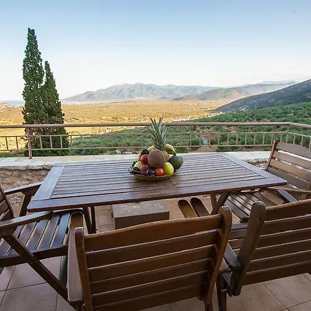 Anigraia Hotel apartamentowy 3*