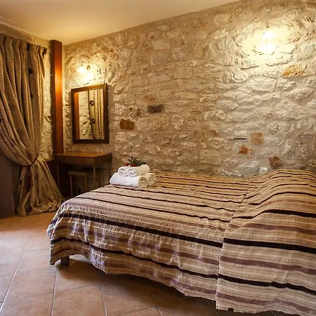 Anigraia Hotel apartamentowy Parálion Ástros