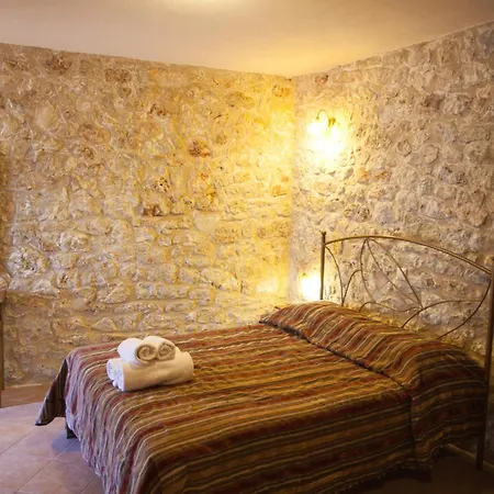 Hotel apartamentowy Anigraia Parálion Ástros