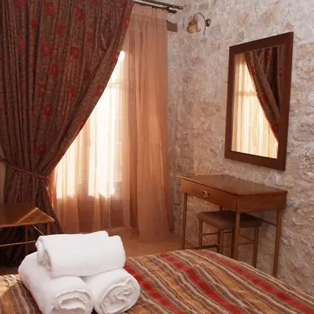 Anigraia Aparthotel