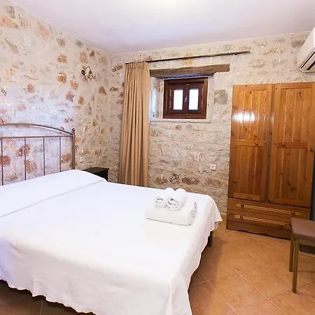 Anigraia Aparthotel Paralio Astros