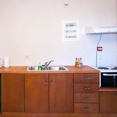 Anigraia شقة فندقية 3*