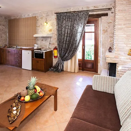Aparthotel Anigraia 3*