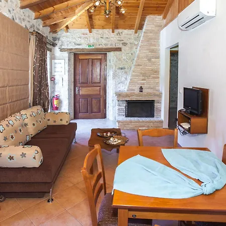 Anigraia 3* Paralio Astros