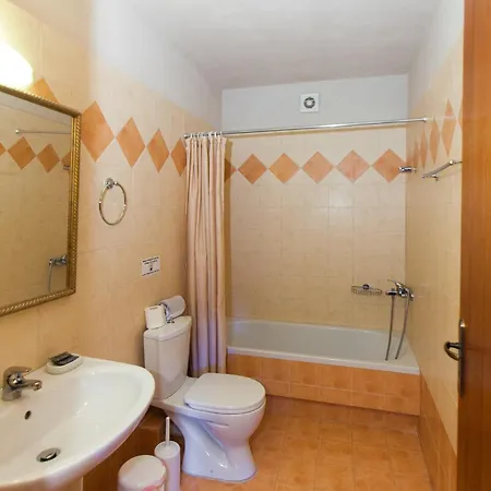 Aparthotel Anigraia Parálion Ástros