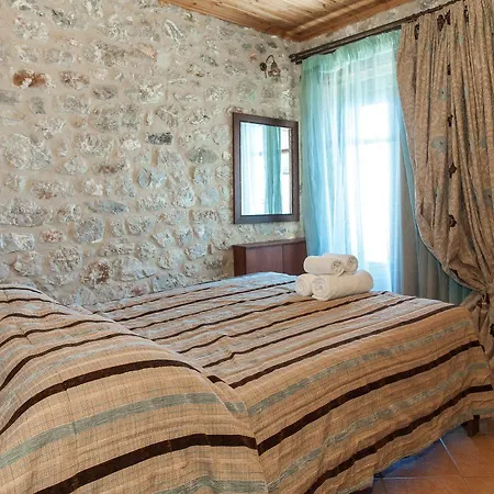 Aparthotel Anigraia Paralio Astros