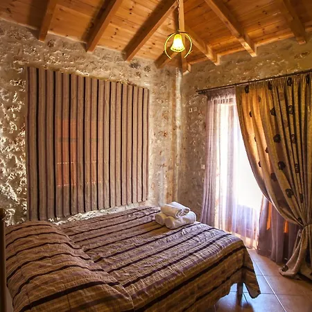 Anigraia Aparthotel 3*