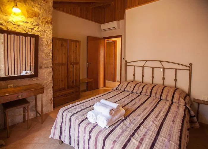 Anigraia 3* Parálion Ástros