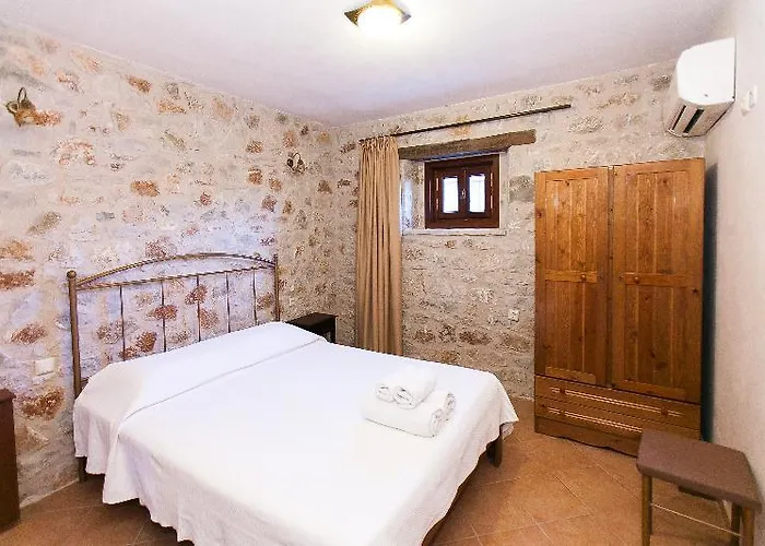 Anigraia 3* Parálion Ástros